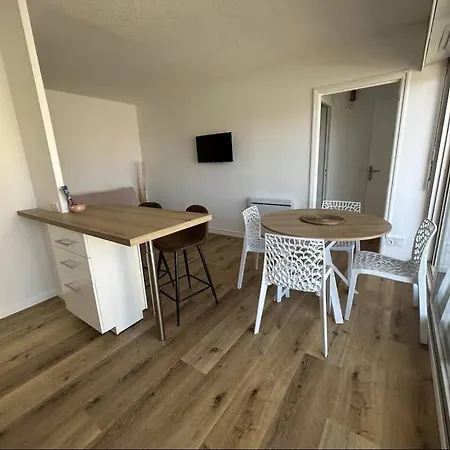 T2 Dans Front De * לאקאנו