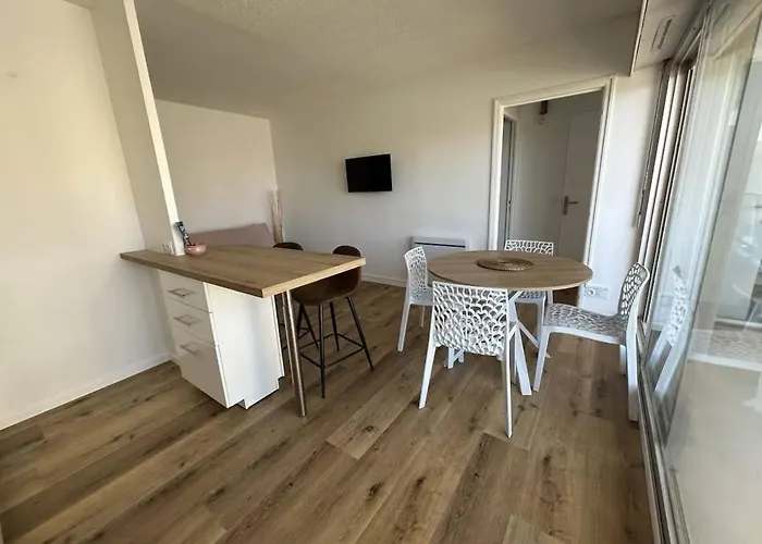 T2 Dans Front De * לאקאנו